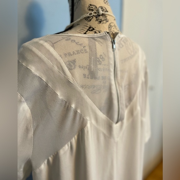 2 X 12 Short Sleeve Blouse Red X - Picture 8 of 14